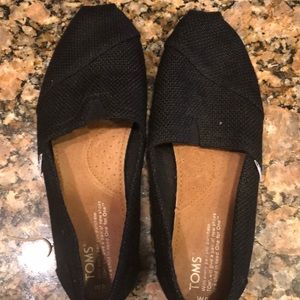 Toms Women's Black Burlap Classic Slip-ons